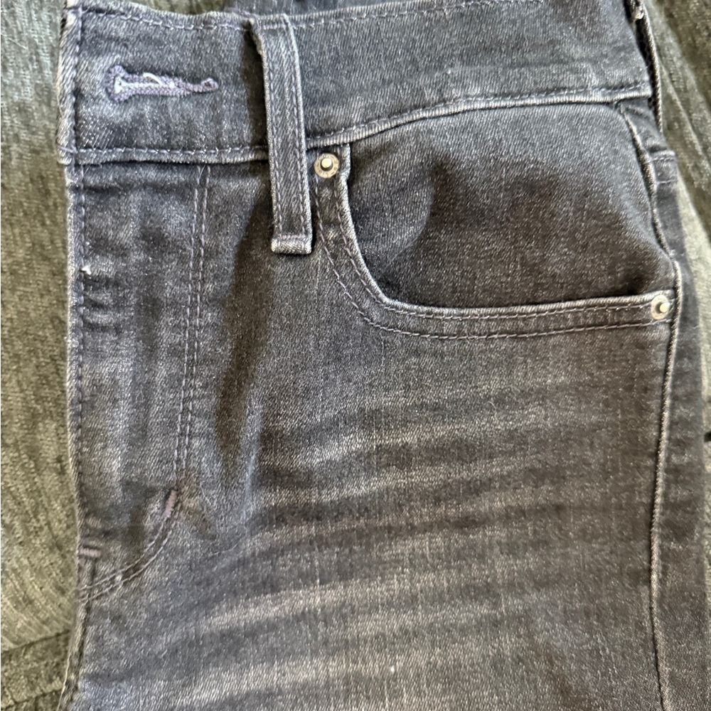 Woman’s Black Jeans